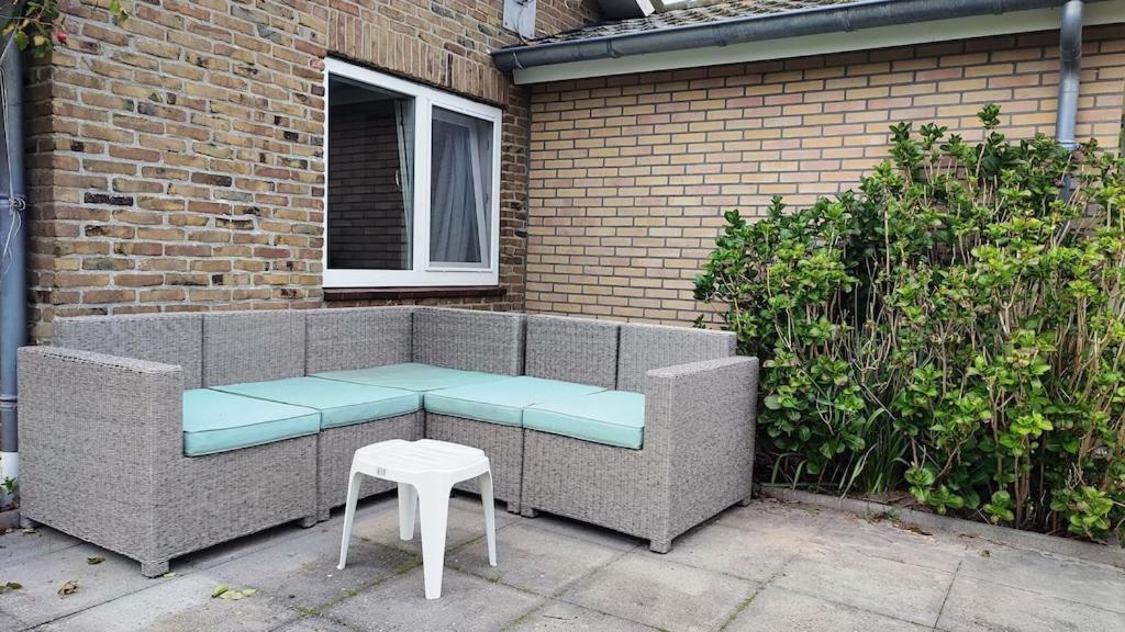 Vakantiehuis Hollum Ameland Dichtbij Strand En Met Ruime Tuin - Ameland39 Nl Eksteriør bilde